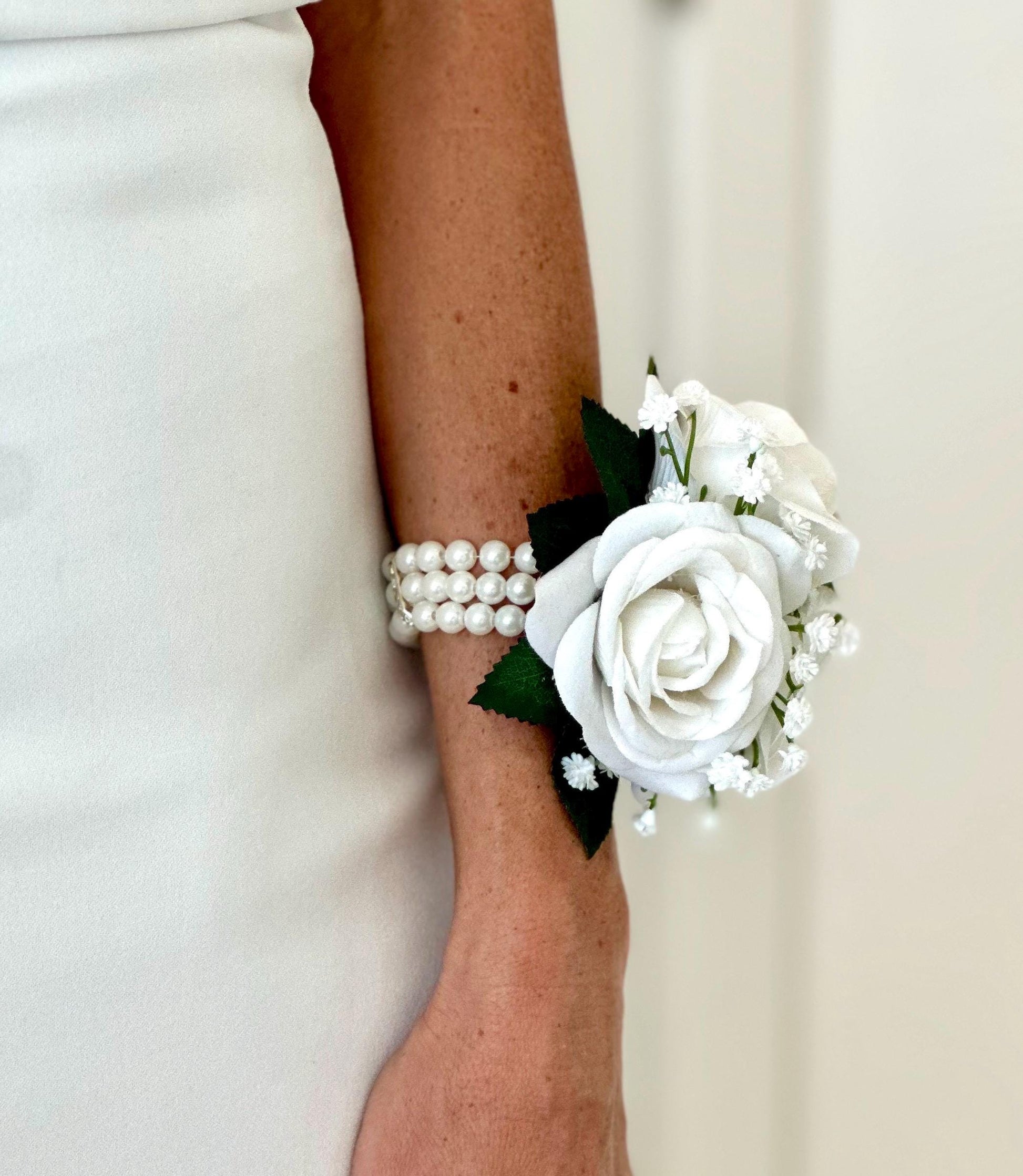 Ivory Rose Bouquet, Bridesmaid Bouquet, Ivory Bouquet, Ivory Wedding Bouquet, Ivory Rose Bouquet, Ivory Bridal Bouquet, Babys Breath,