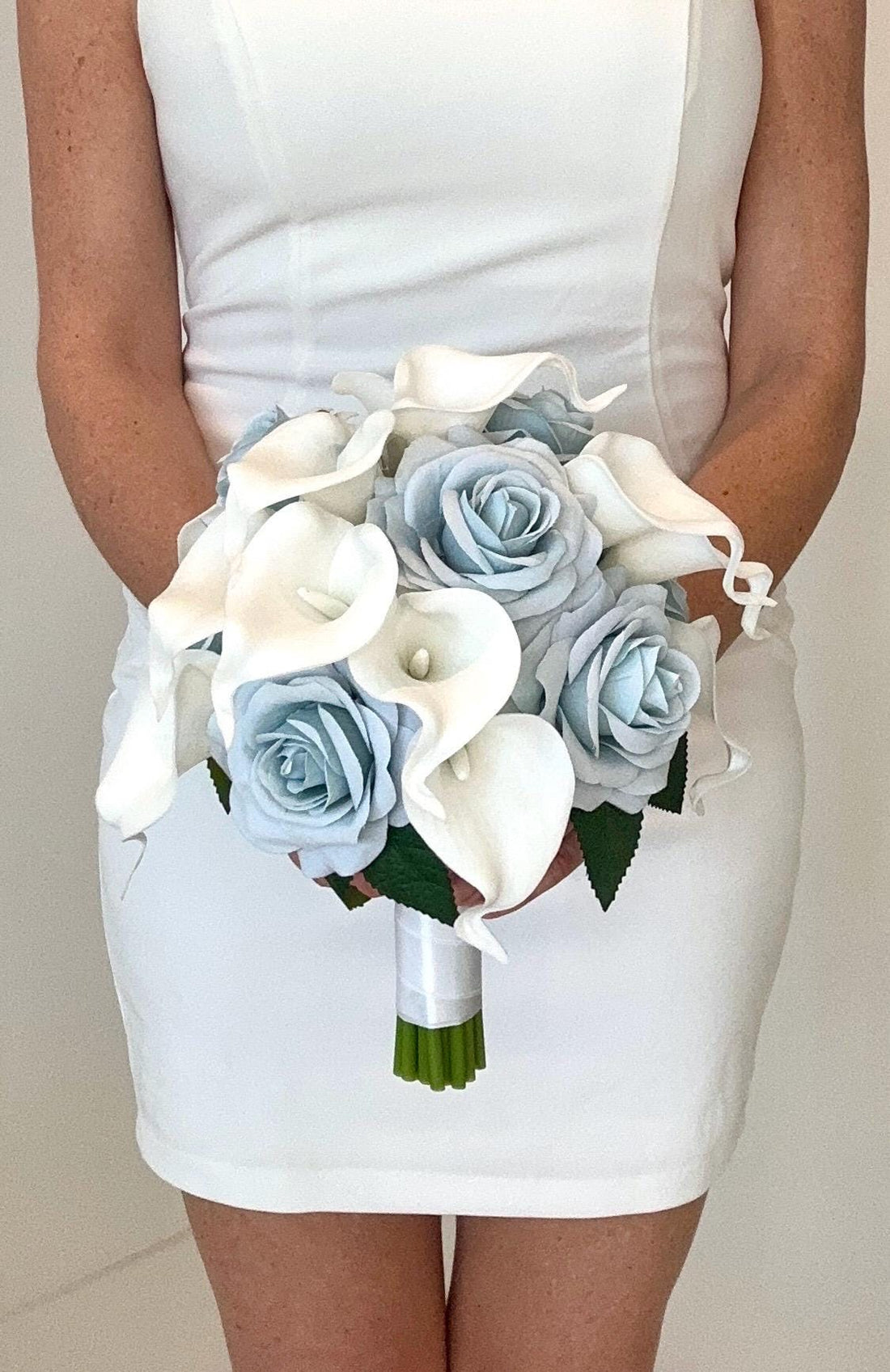 Faux Dusty Blue and White Calla Lily Flower Packsge, Light Blue Bridesmaid Bouquet, Blue and White Bouquet, Blue Bridesmaid Bouquet