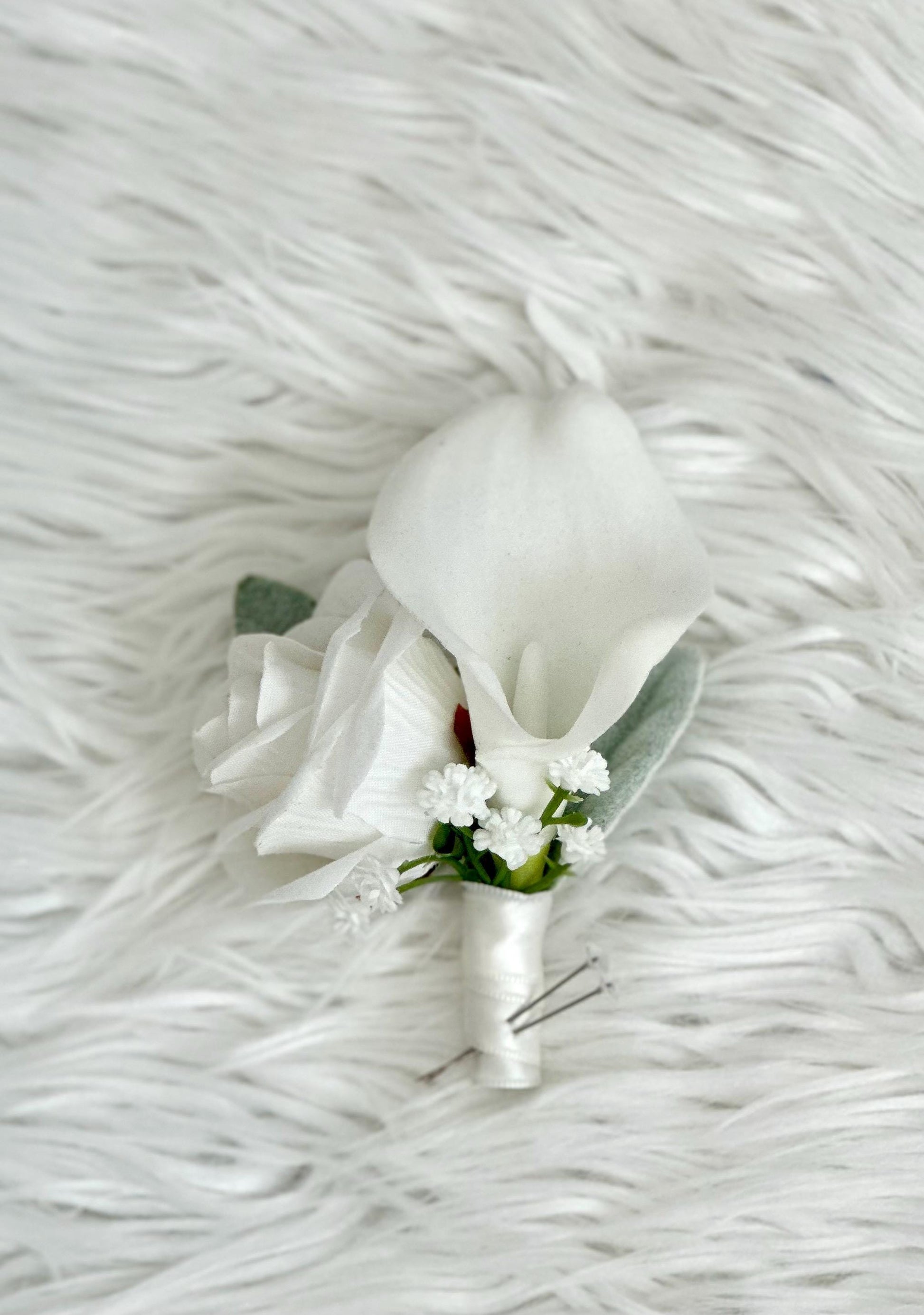 Calla Lily and Rose Boutonniere, Real Touch Calla Lily Boutonniere, Lambs Ear Boutonniere, Grooms Boutonniere, Groomsman, Baby’s Breath Bout