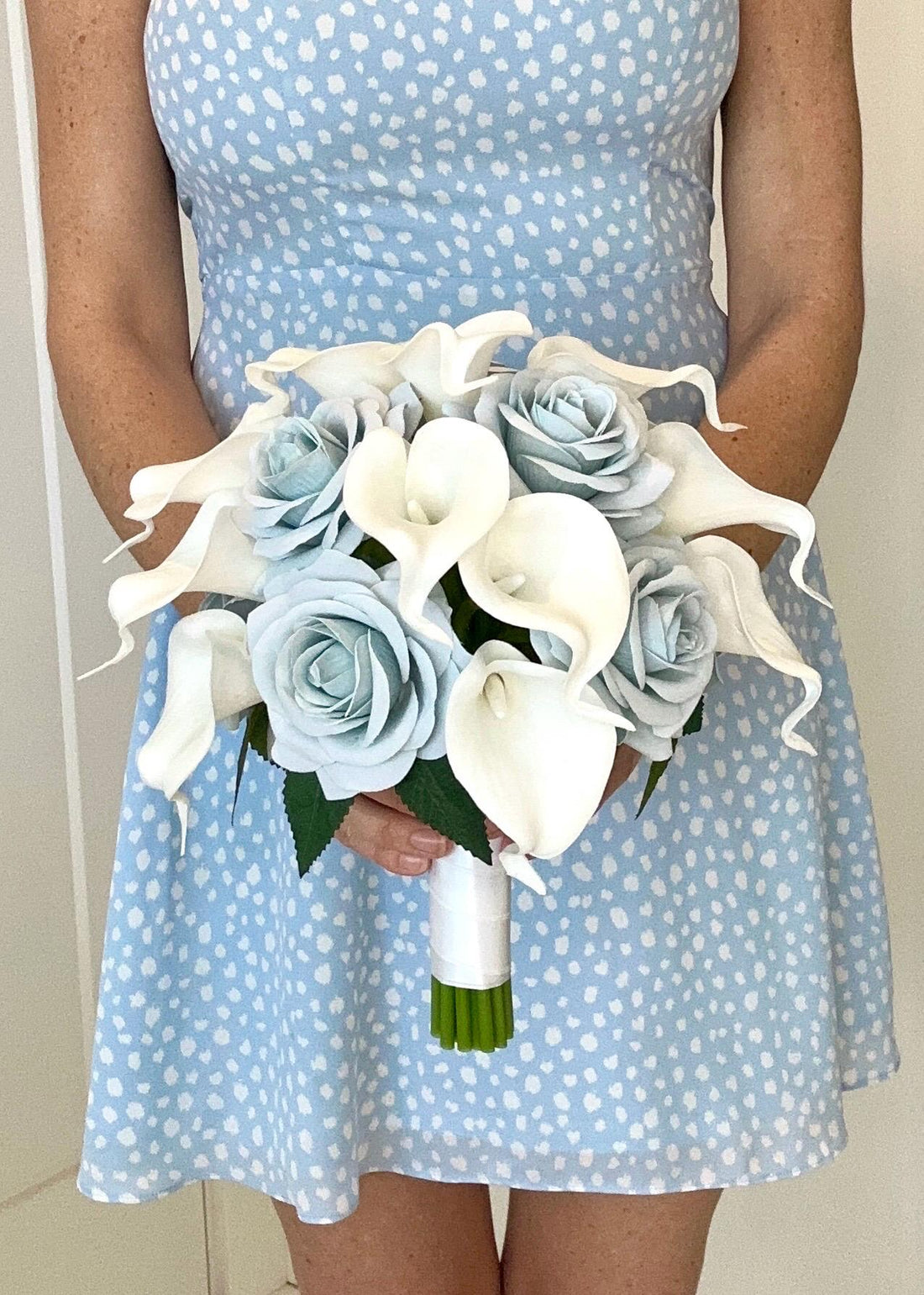 Faux Dusty Blue and White Calla Lily Flower Packsge, Light Blue Bridesmaid Bouquet, Blue and White Bouquet, Blue Bridesmaid Bouquet